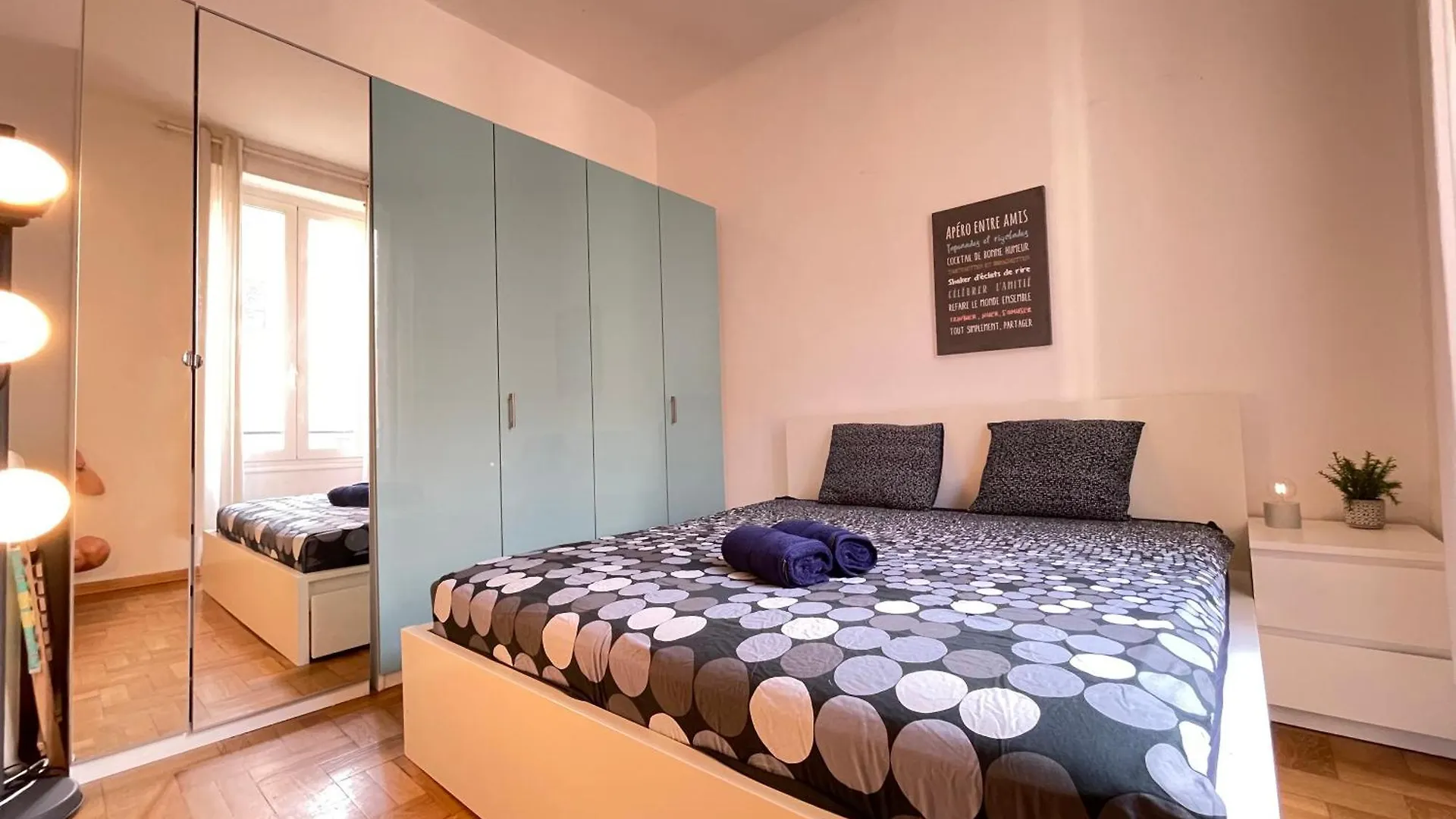 Nice Renting - Grimaldi - Best Place Heart Of Golden Square - Ac - Fully Equipped Frankrike